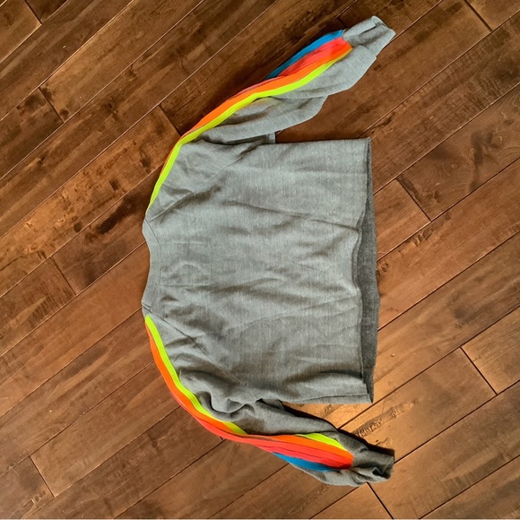 Aviator Nation Bolt - CROPPED CLASSIC CREW SWEATSHIRT HEATHER GREY/NEON RAINBOW - Picture 2 of 3